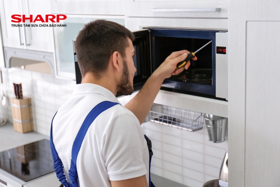 Các lỗi thường gặp trên lò vi sóng Sharp
